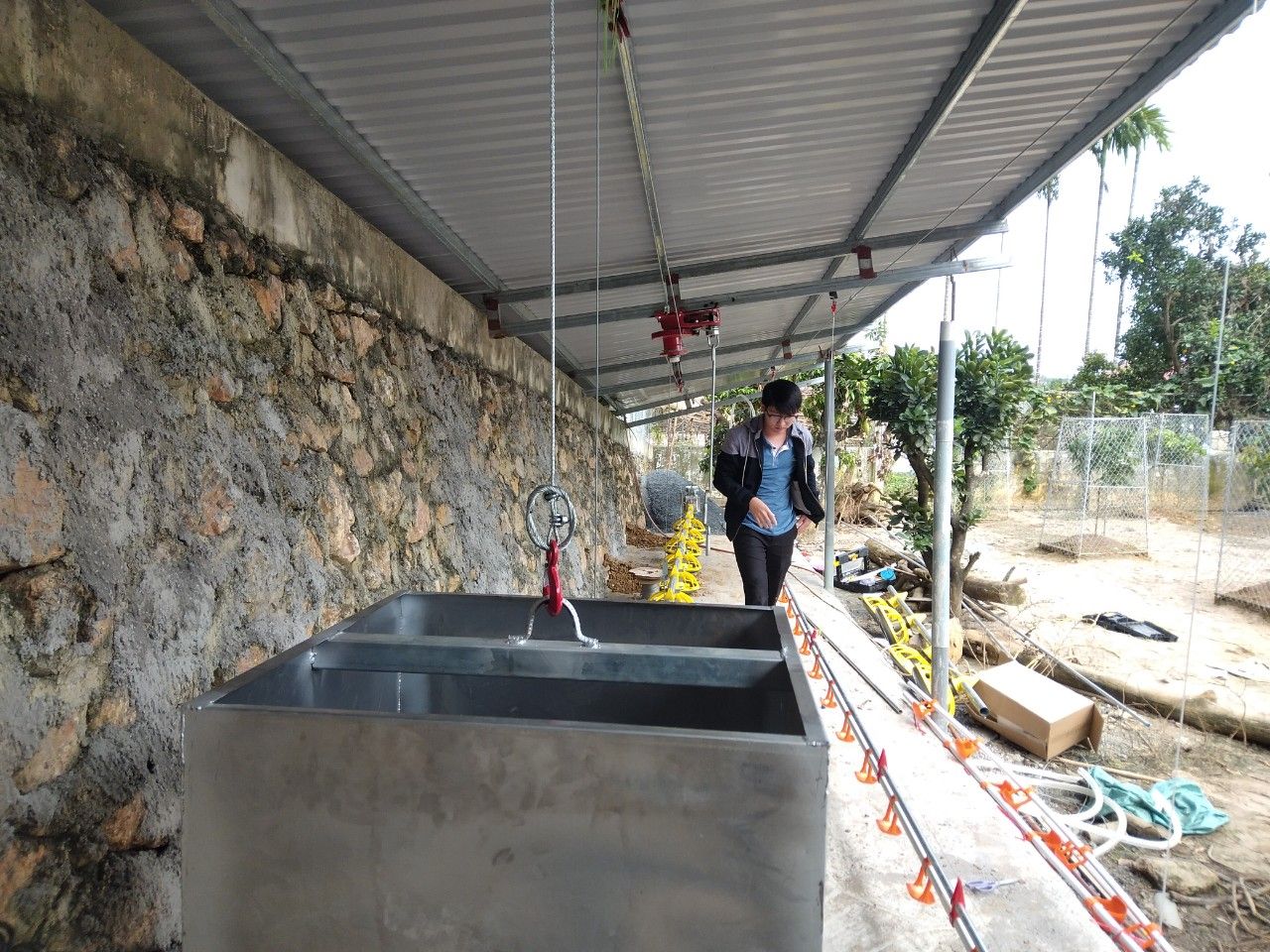[Hà Nội] - NextX triển khai hệ thống cho gà ăn tự động tại Chương Mỹ - Hà Nội